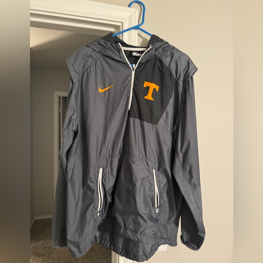Tennessee Nike Wind Breaker